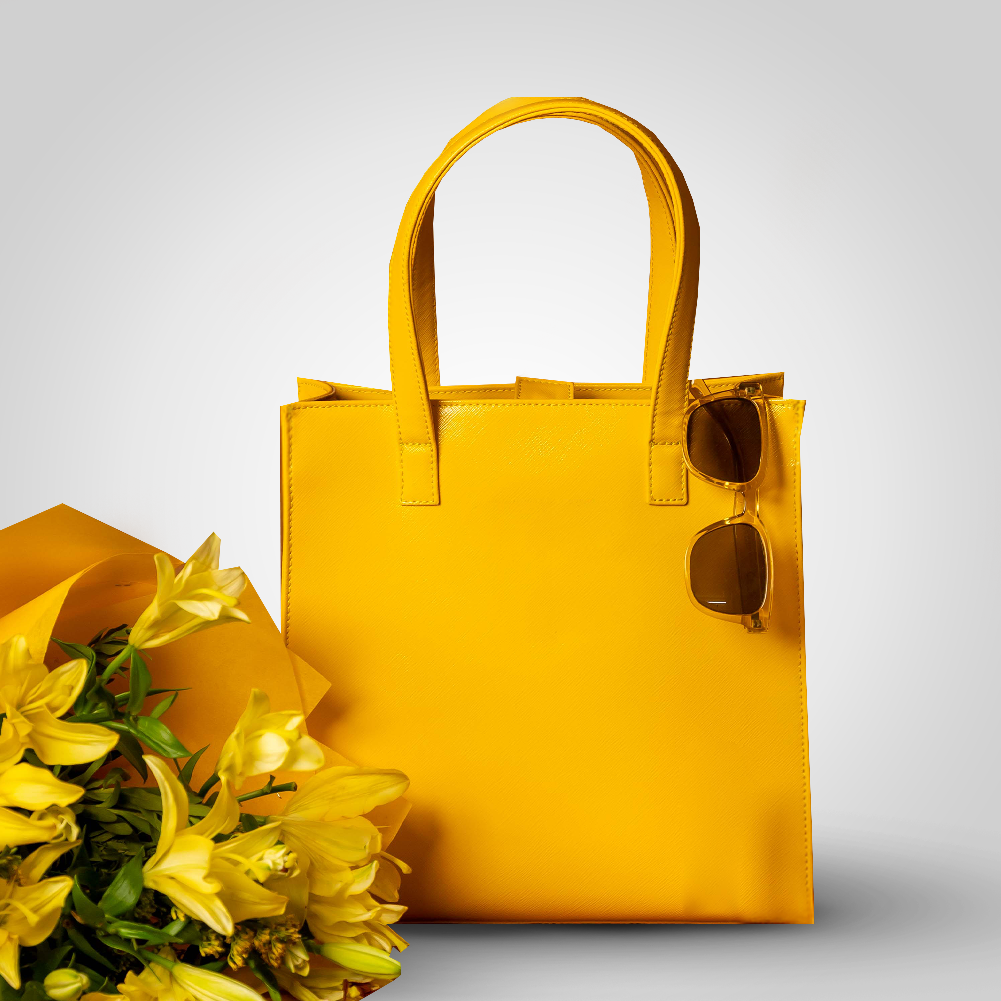 The Everyday Tote – Italian Saffiano Leather Tote Bag