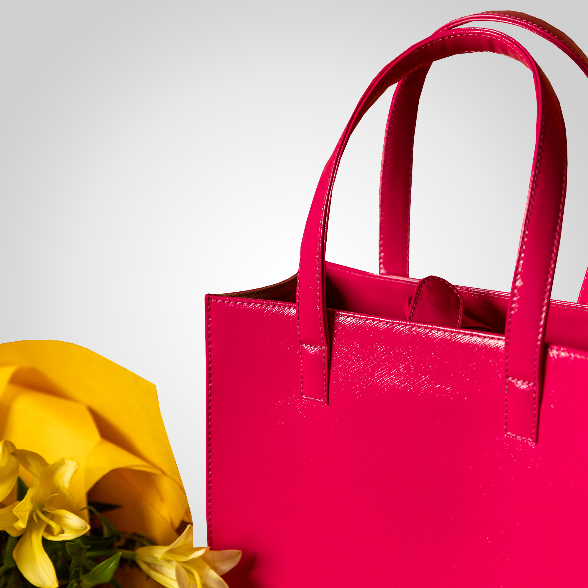 The Everyday Tote – Italian Saffiano Leather Tote Bag