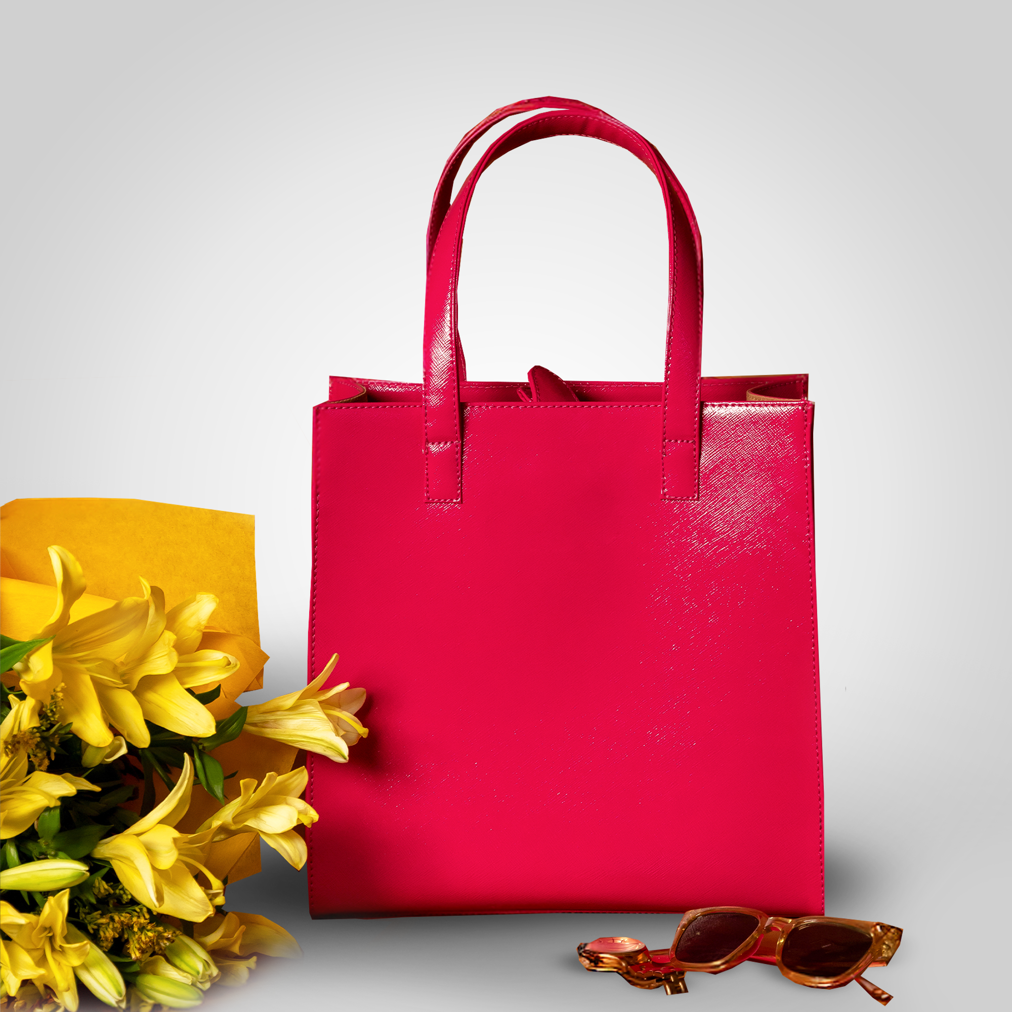 The Everyday Tote – Italian Saffiano Leather Tote Bag
