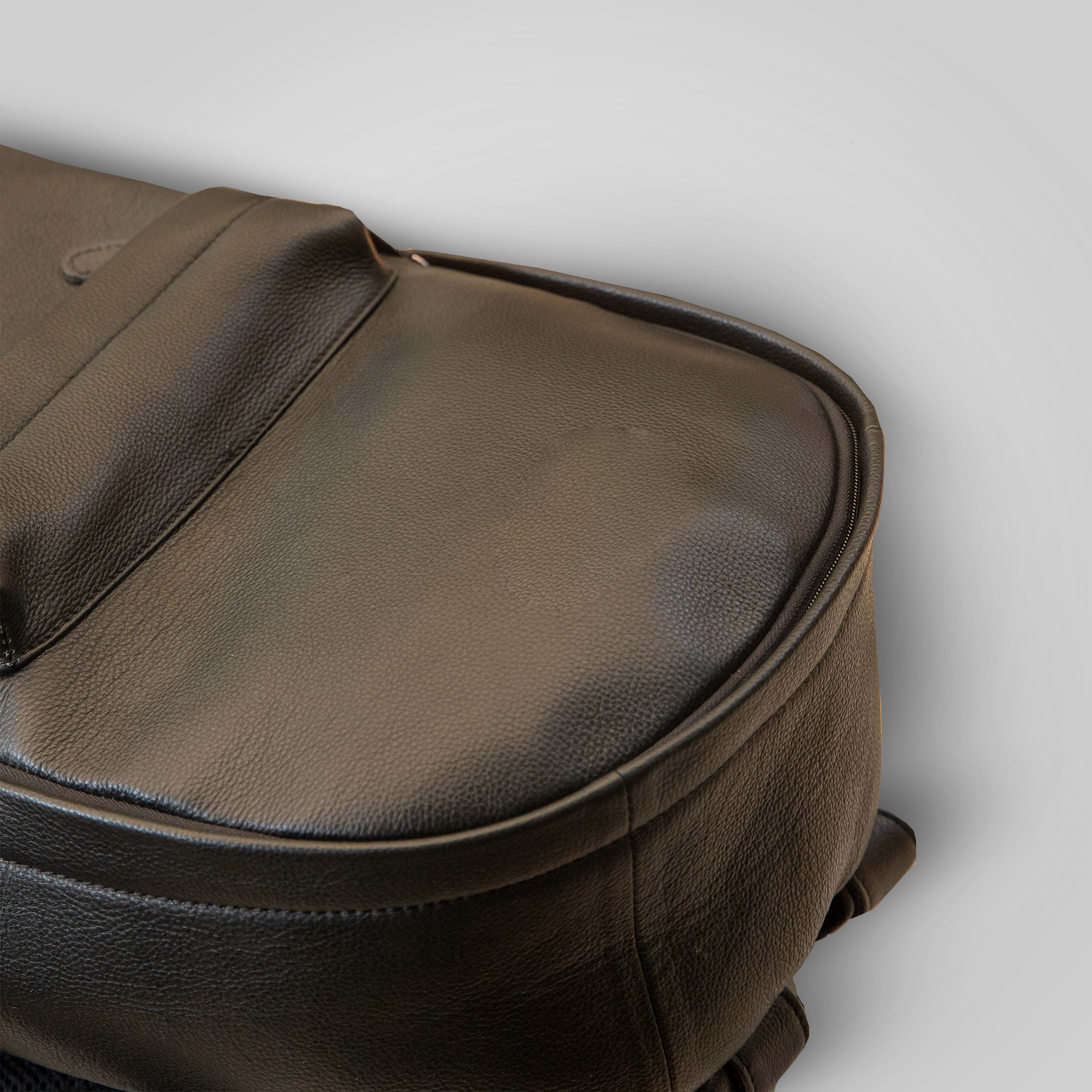 The Urbane – Leather Backpack