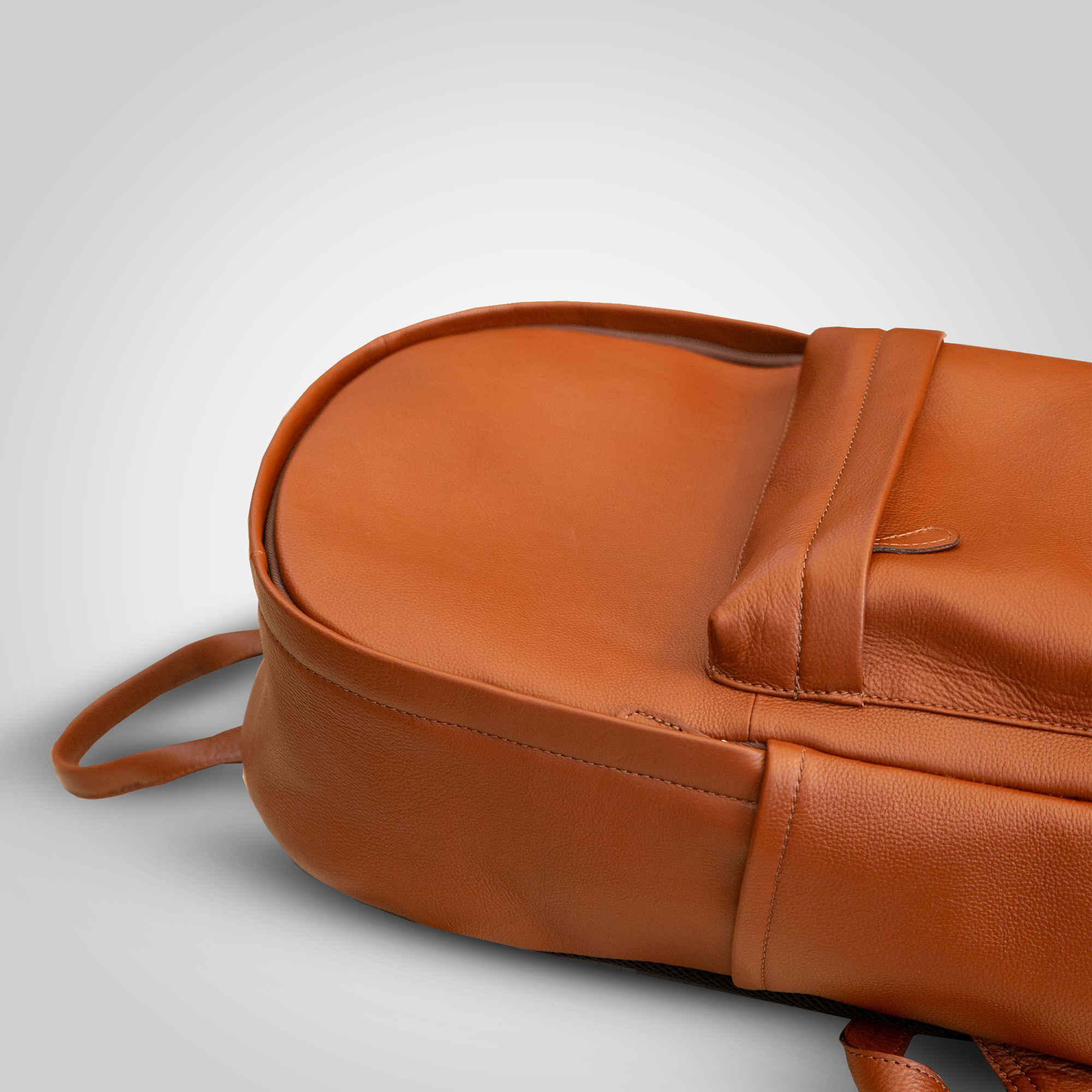 The Urbane – Leather Backpack